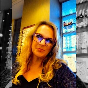 Meet your Posher, Kim